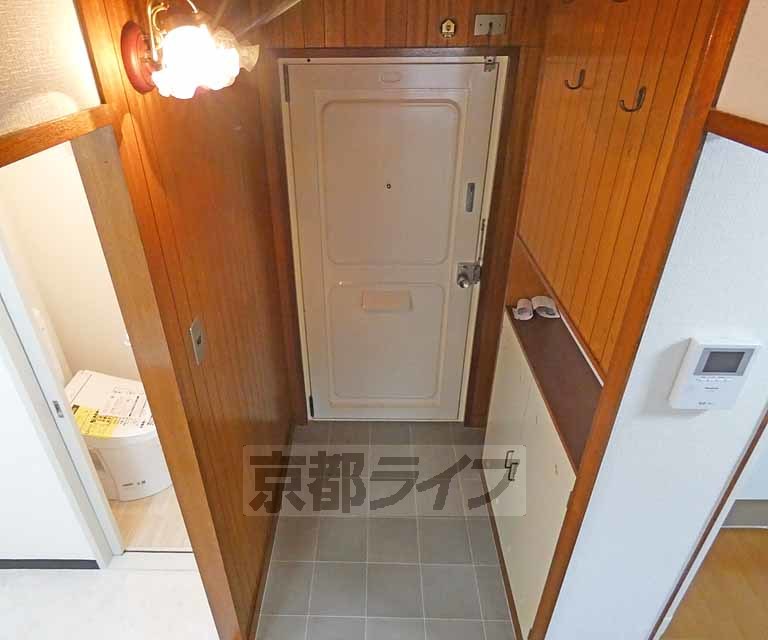 玄関　玄関です。