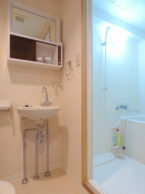 洗面設備　忙しい朝にも便利な独立洗面台★