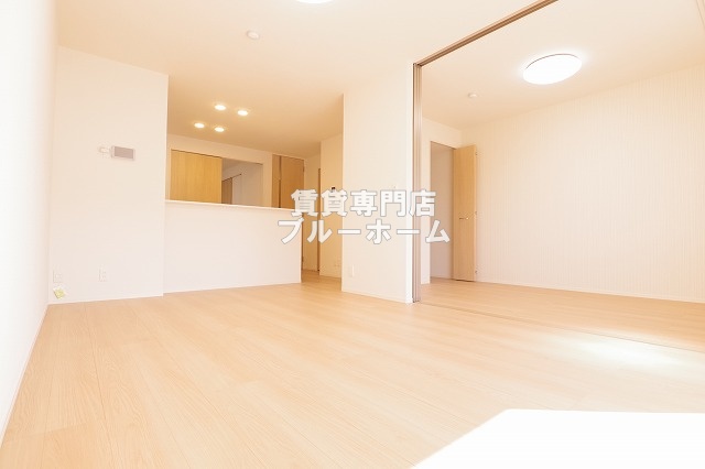 居室・リビング　広々リビングが魅力的！