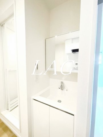 洗面設備　独立洗面台です。