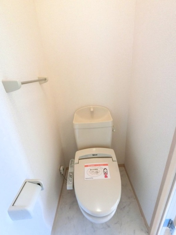 トイレ　図面と現状に相違がある場合には現状を優先