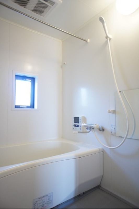 バス・シャワールーム　図面と現状に相違がある場合には現状を優先