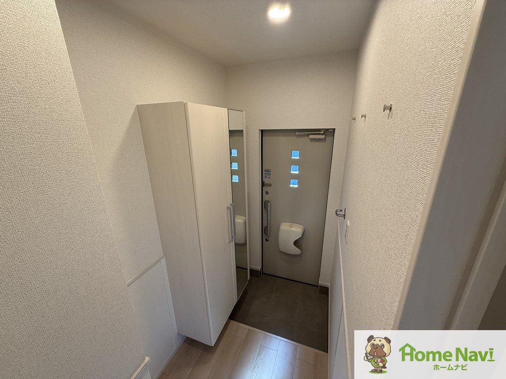 玄関　大きなシューズボックス