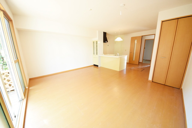 その他部屋・スペース　☆ちょっとした棚が便利です☆