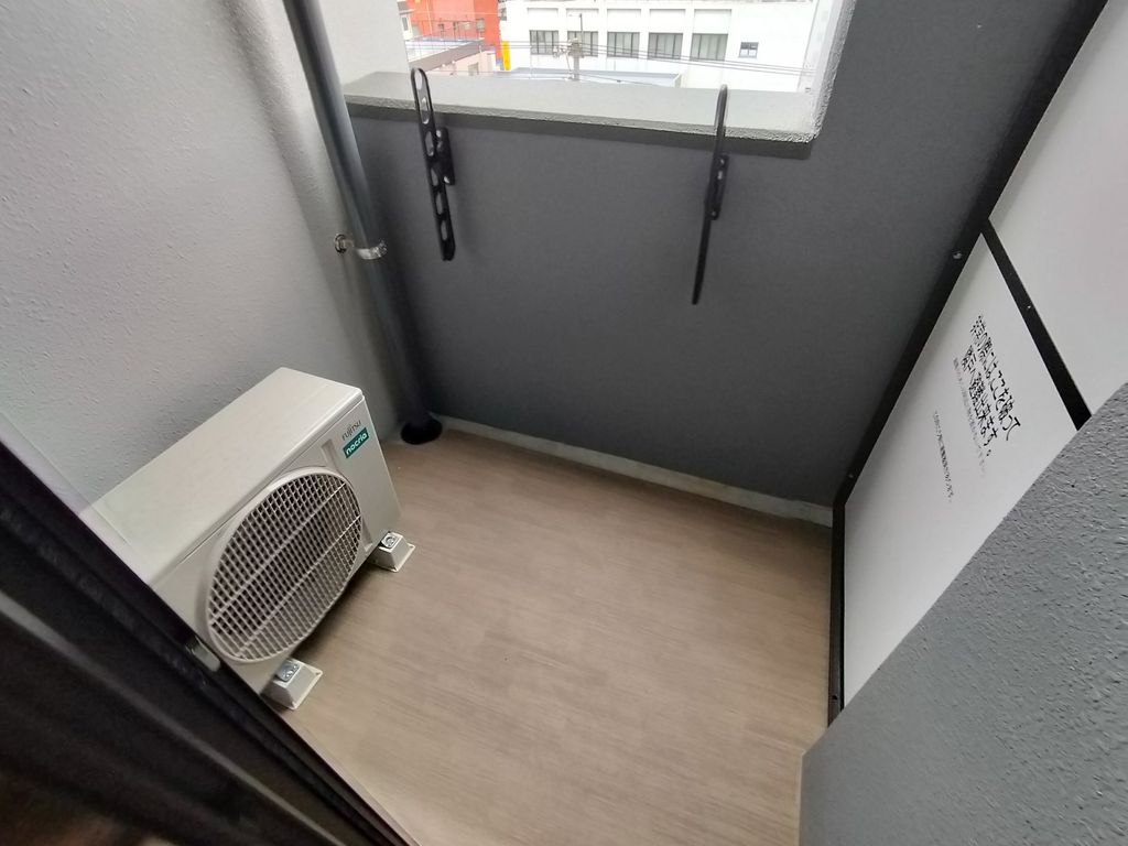 バルコニー　バルコニー