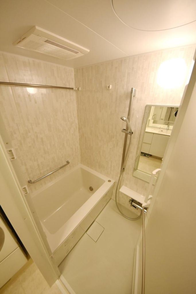 バス・シャワールーム　反転タイプです