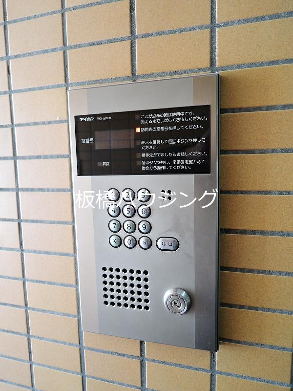 エントランス　オートロック