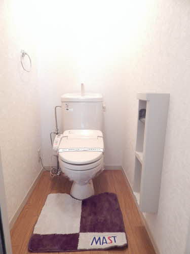 トイレ　ゆったりとした空間のトイレです