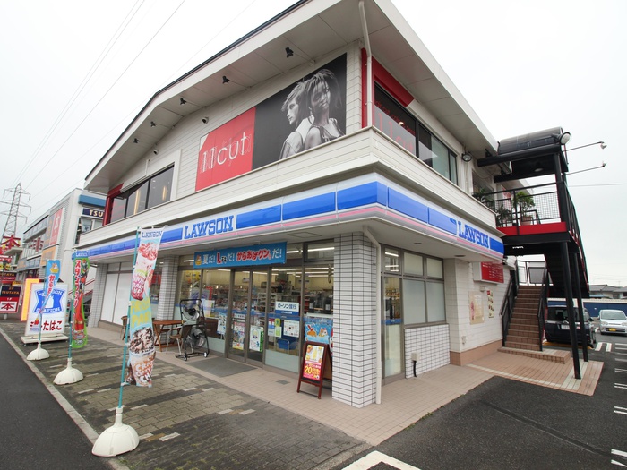 コンビニ　ローソン 秦野鈴張町店（コンビニ）まで198m