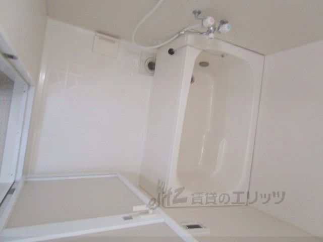 バス・シャワールーム　風呂