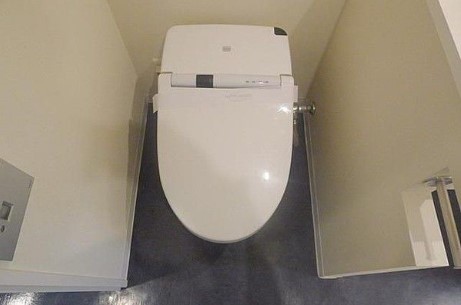 バルコニー　トイレ※別部屋参考写真