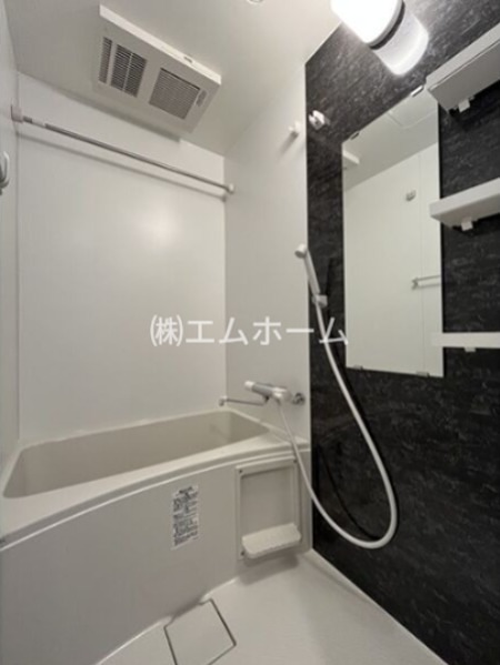 バス・シャワールーム　バスルーム　浴室暖房乾燥機付き