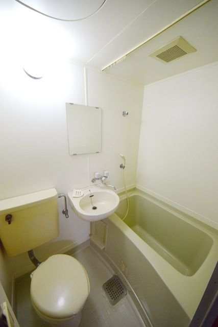 バス・シャワールーム　★清掃も快適な3点ユニットです★