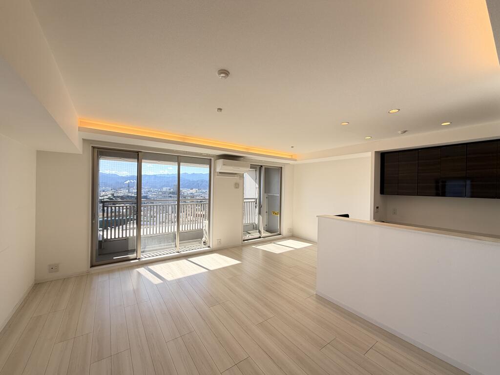 居室・リビング　東南角部屋に付、眺望・陽当り良好です！