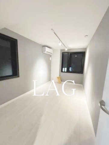 居室・リビング　洋室のお部屋です。（同仕様）