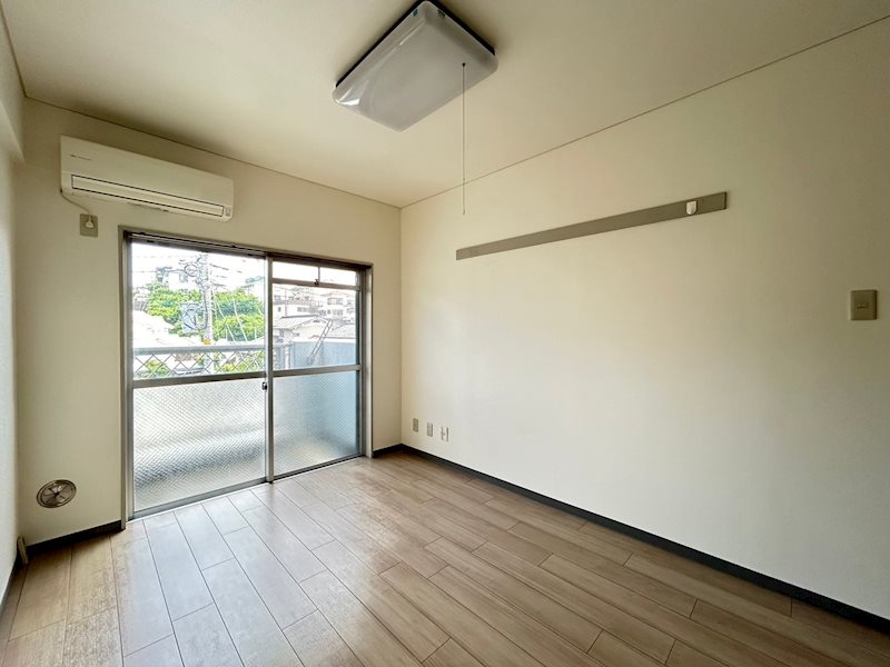 居室・リビング　※207の写真です。