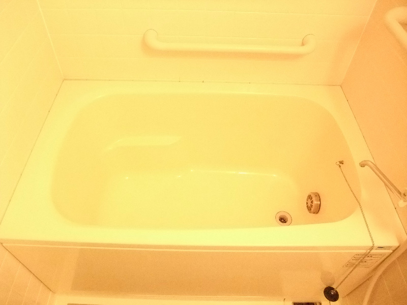 バス・シャワールーム　追い焚き可