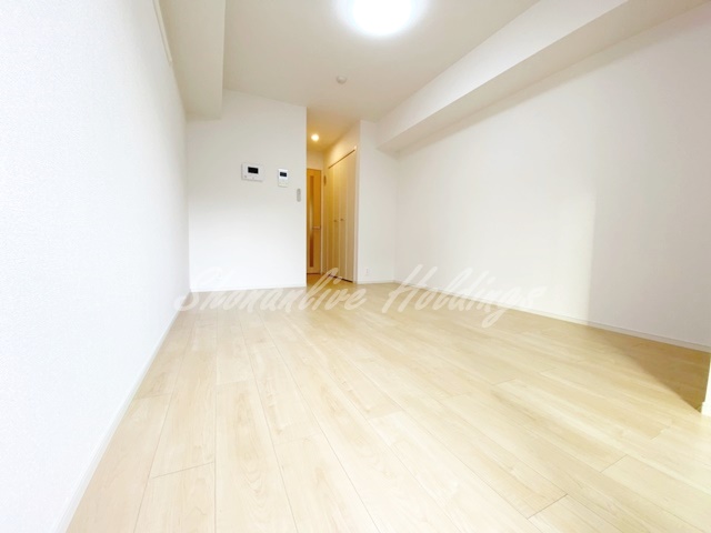 その他部屋・スペース　落ち着いた色合いのフローリングタイプ♪