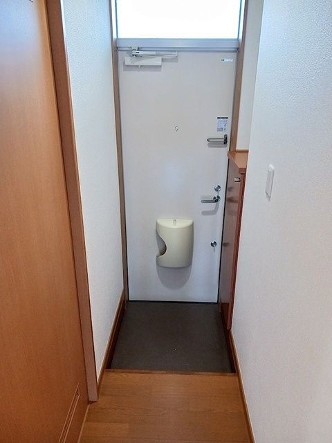 サンハイツ早野新田の玄関写真