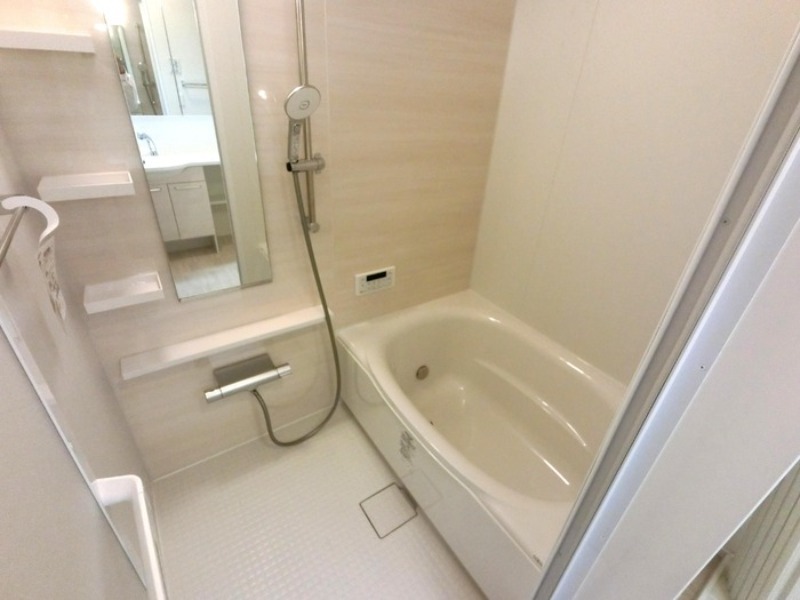 バス・シャワールーム　図面と現状に相違がある場合には現状を優先