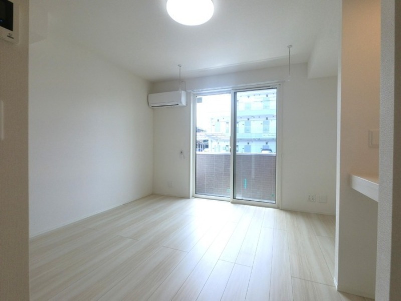 居室・リビング　図面と現状に相違がある場合には現状を優先