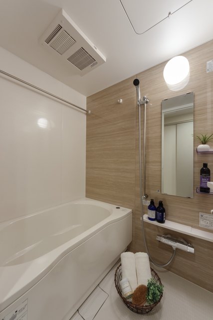 バス・シャワールーム　※写真は同タイプ住戸です。