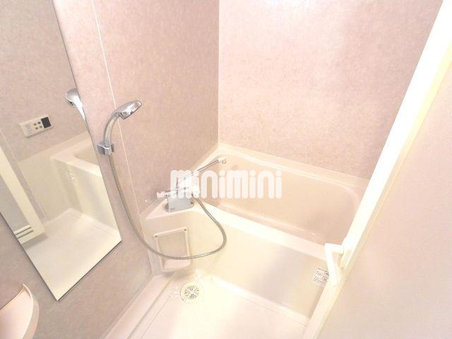 バス・シャワールーム　１日の疲れを洗い流してくださいね