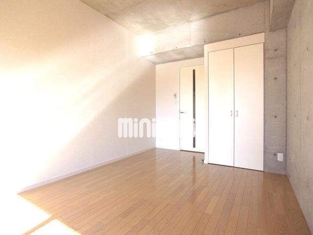 その他部屋・スペース　ぴかぴかフローリングの美室ですよ。