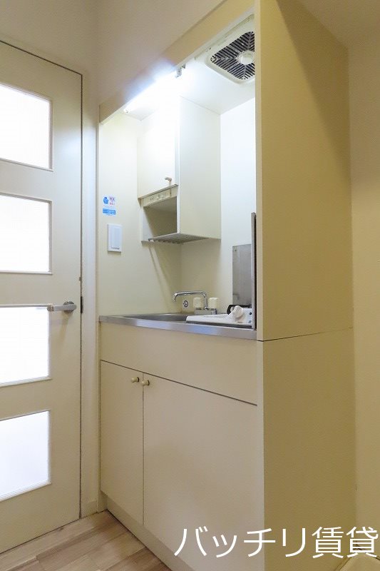 キッチン　別号室イメージの為、現状を優先致します