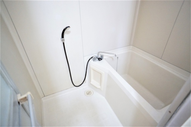 バス・シャワールーム　※他号室の写真です