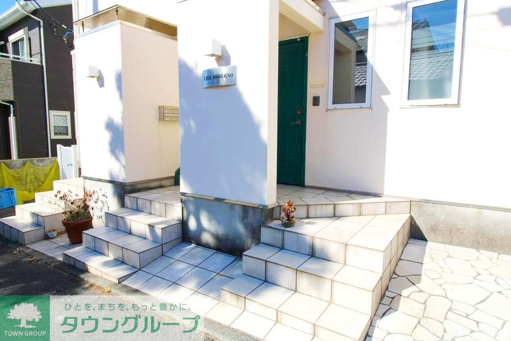 エントランス　エントランス