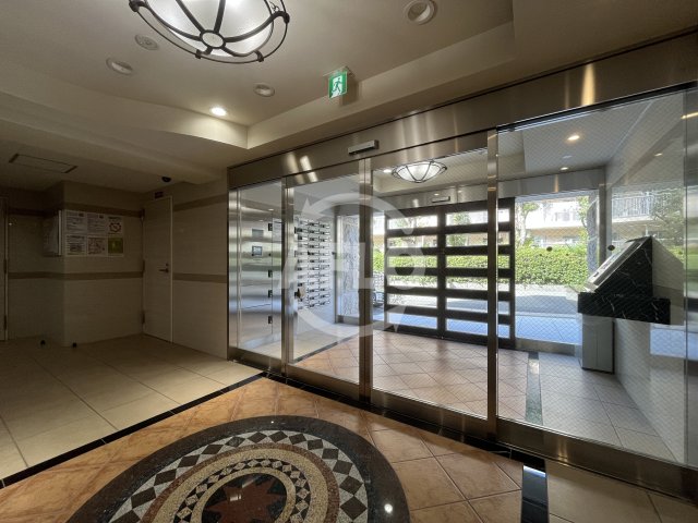 ロビー　Luxe三国II　ロビー