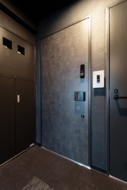 玄関　※写真は同タイプ住戸です。