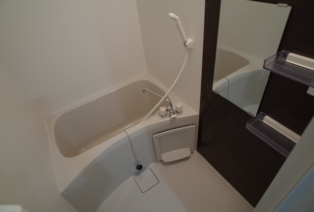 バス・シャワールーム　バスルーム