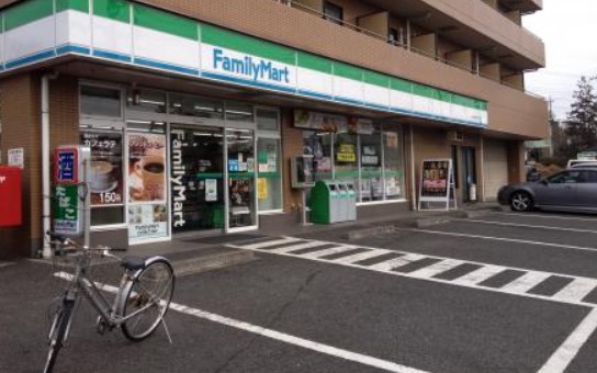 コンビニ　ファミリーマート 八王子東中野店（コンビニ）まで387m