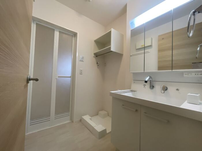 洗面設備　同仕様