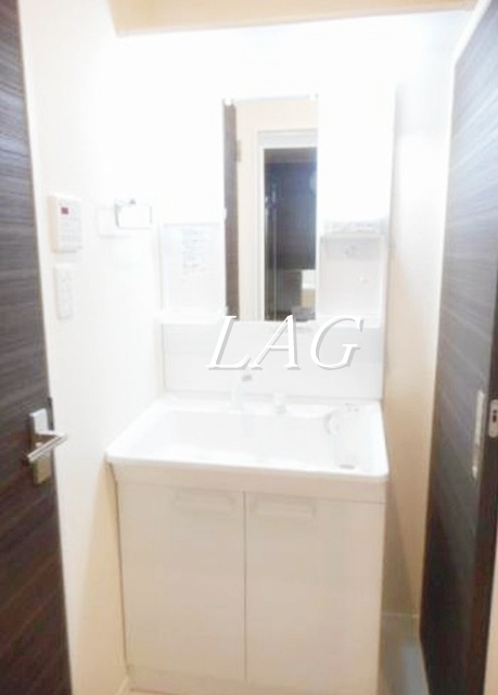 洗面設備　洗面台です。