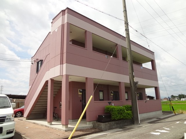 建物外観　外観写真（昼）