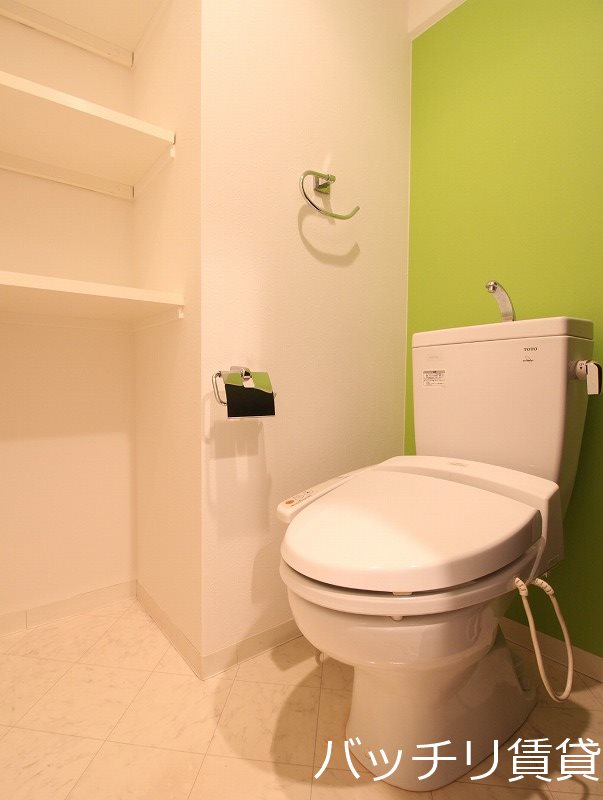 トイレ　画像は同シリーズタイプの為、参考写真になります。
