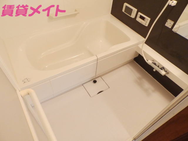 バス・シャワールーム　他の部屋の写真を代用