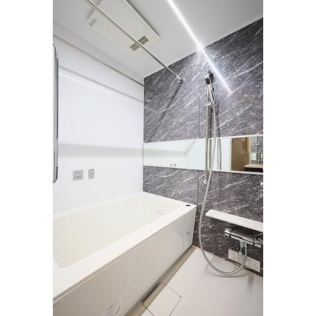 バス・シャワールーム　☆ゆったりくつろげるお風呂☆