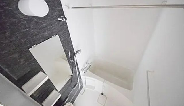 バス・シャワールーム　風呂