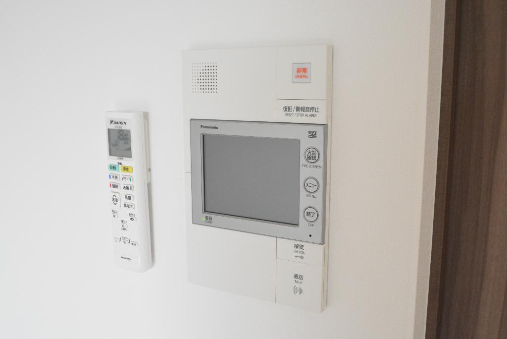 セキュリティ　カメラ付インターホン