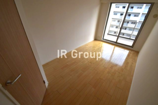 居室・リビング　反転タイプ