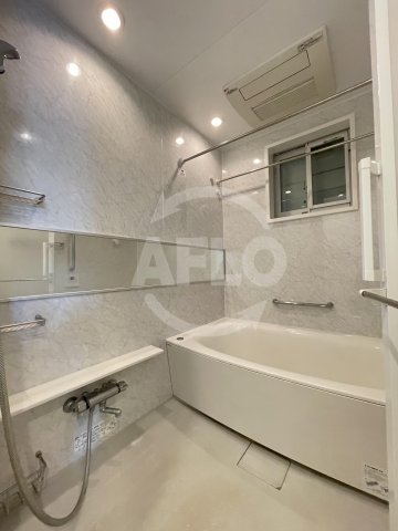 バス・シャワールーム　プラウド堀江公園　バスルーム