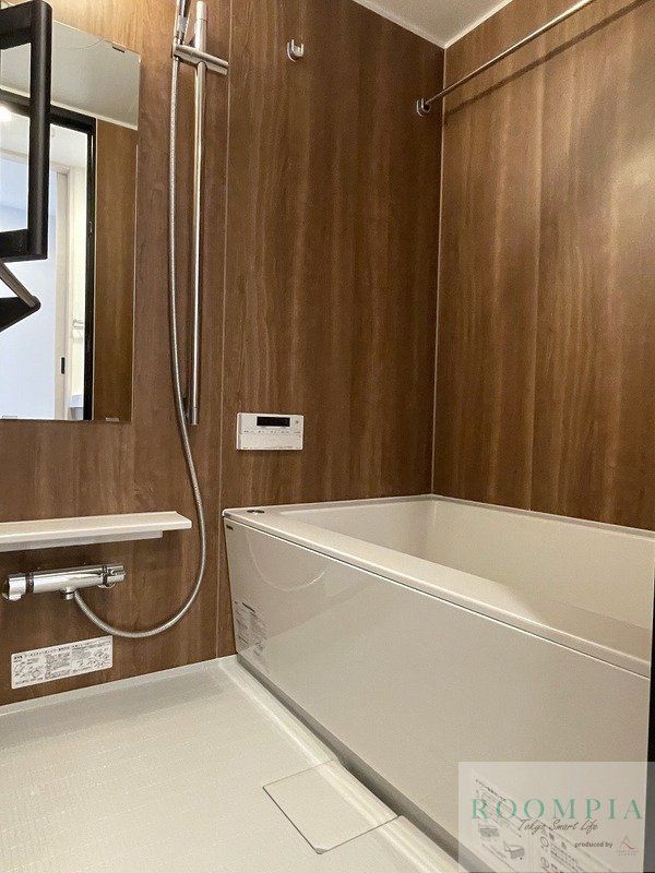 バス・シャワールーム　バス