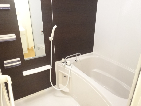 バス・シャワールーム　一日の疲れを癒してください