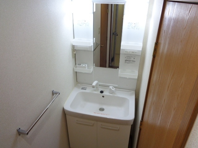 洗面設備　洗面台ありますよ。