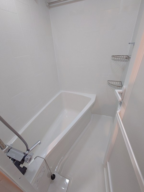 バス・シャワールーム　※同仕様室内写真