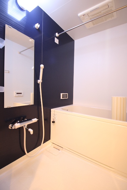 バス・シャワールーム　※別室の参考写真の為、現況優先です。